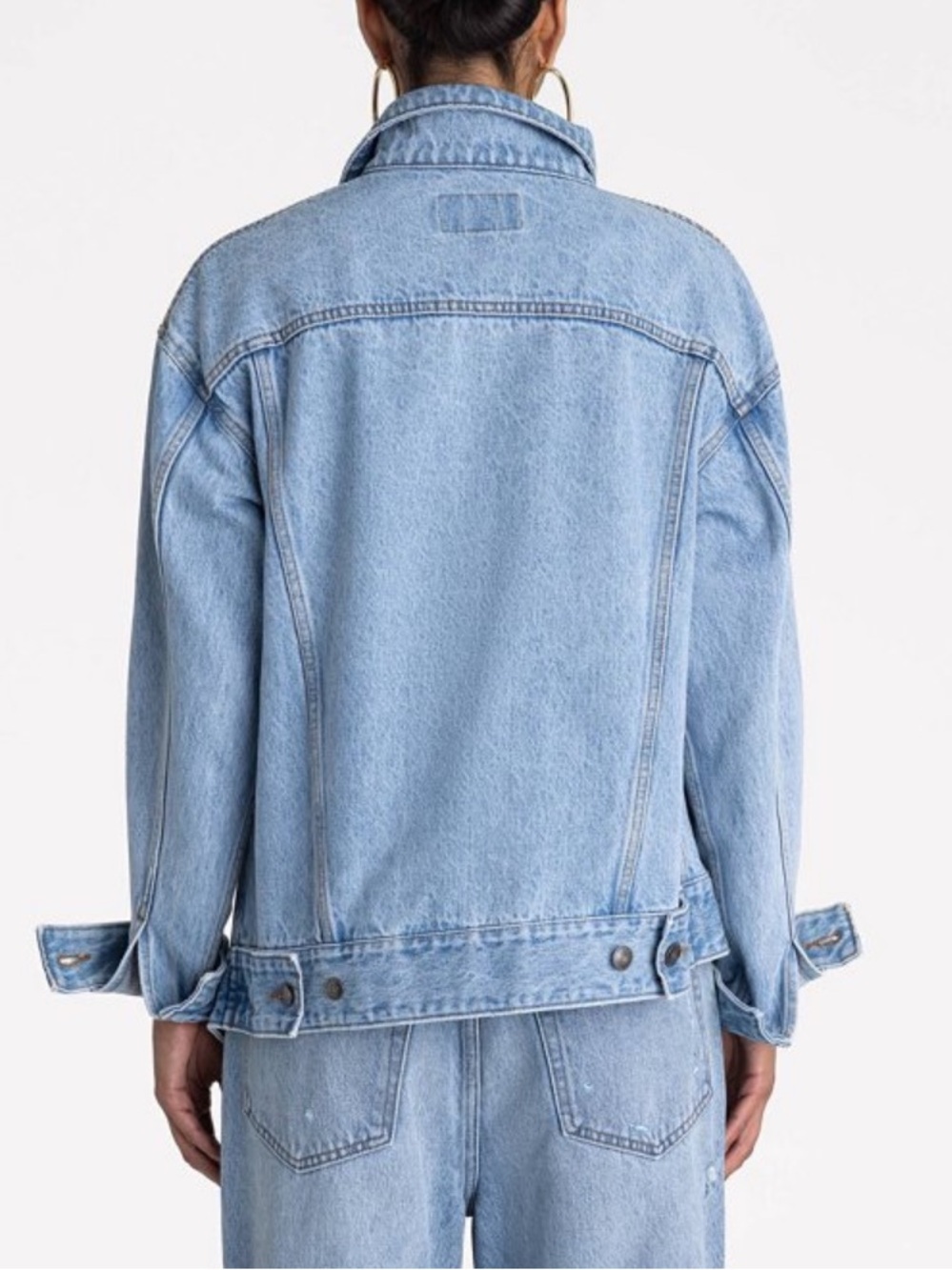 KBB by KAHLANA Women's 'The Denim Jacket' - Light Wash - Picture 2 of 6